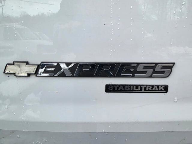 2012 Chevrolet Express 2500 in Blauvelt, NY 10913 - 18048633 43