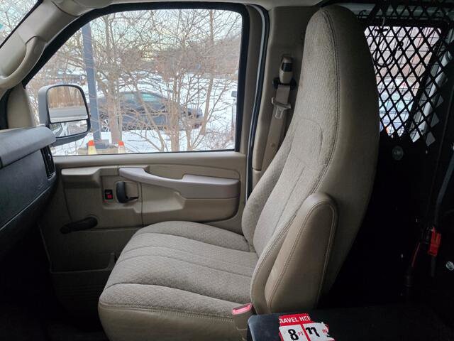 2012 Chevrolet Express 2500 in Blauvelt, NY 10913 - 18048633 22