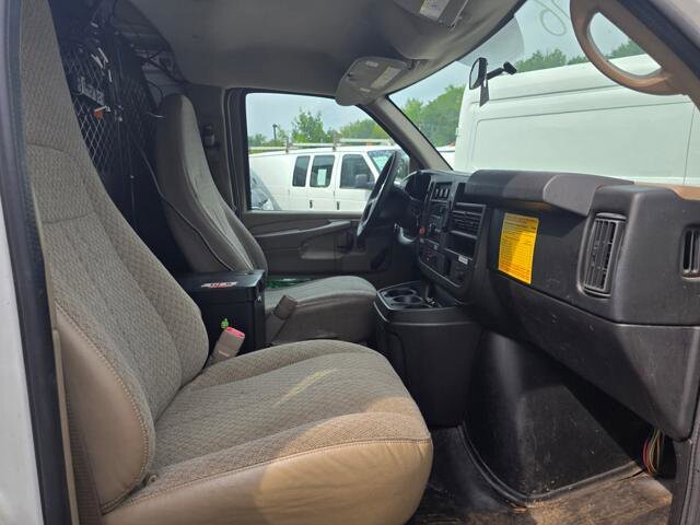 2012 Chevrolet Express 2500 in Blauvelt, NY 10913 - 18048633 77