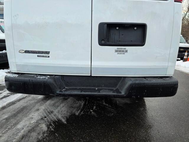 2012 Chevrolet Express 2500 in Blauvelt, NY 10913 - 18048633 44