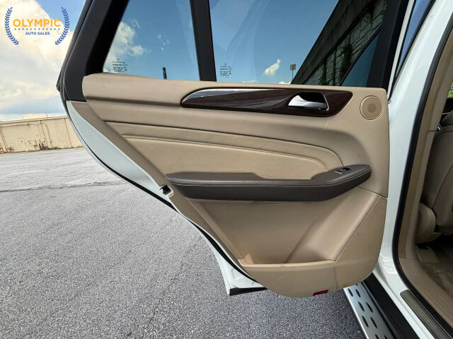 2014 Mercedes-Benz ML 350 in Decatur, GA 30032 - 18048648 42