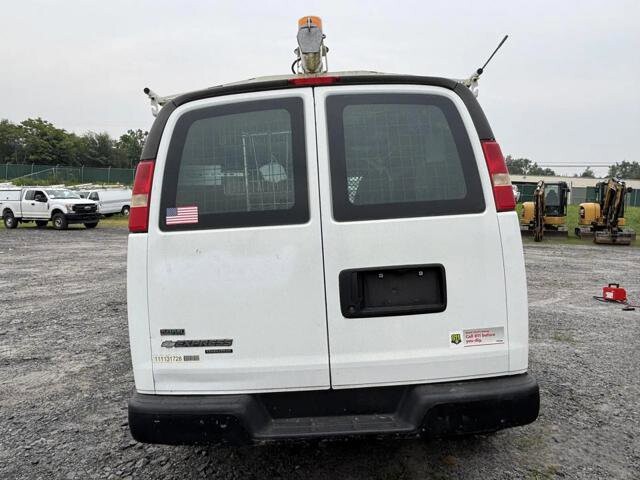 2011 Chevrolet Express 2500 in Blauvelt, NY 10913 - 18048654 54