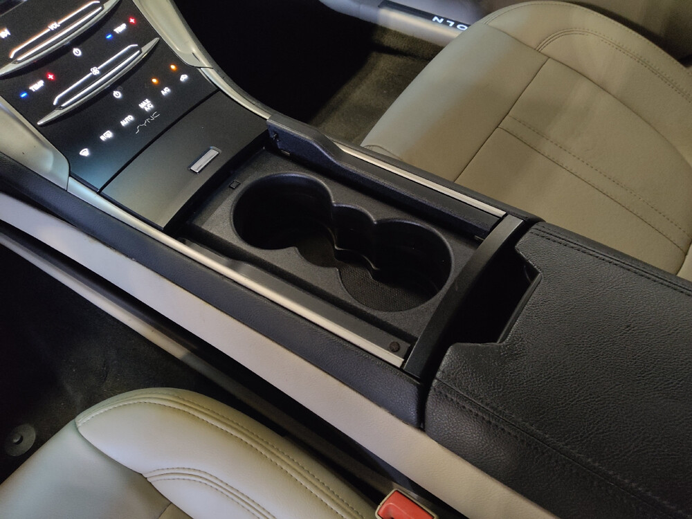 2016 Lincoln MKZ in Kissimmee, FL 34744 - 18048737 26