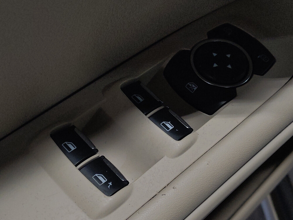 2016 Lincoln MKZ in Kissimmee, FL 34744 - 18048737 27