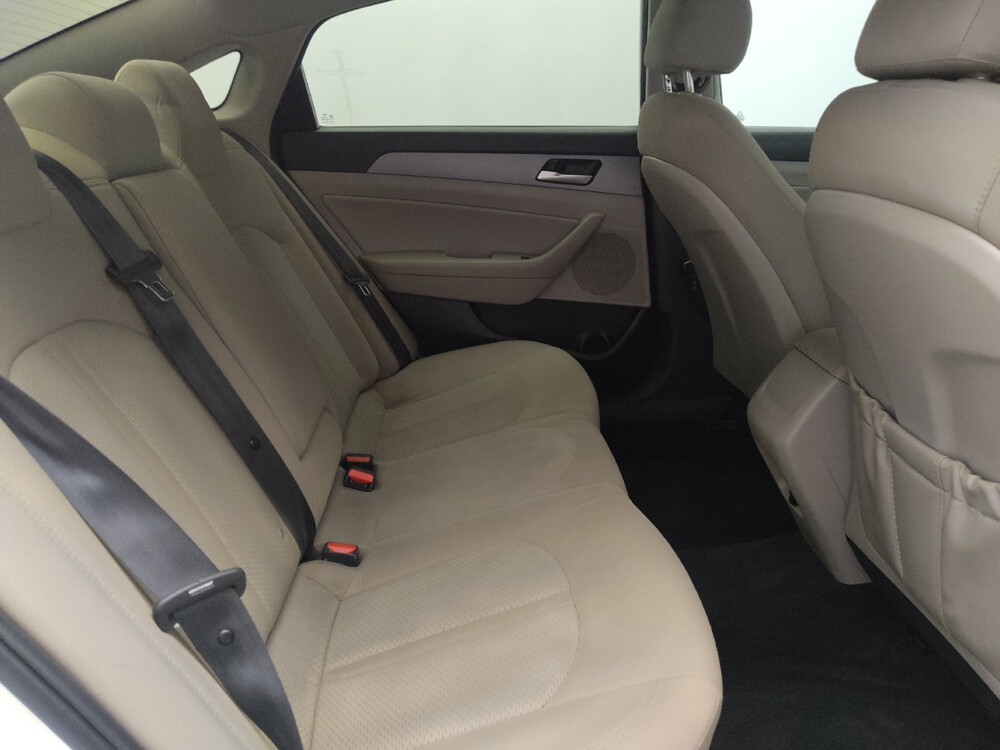 2018 Hyundai Sonata in Orlando, FL 32808 - 18048747 19