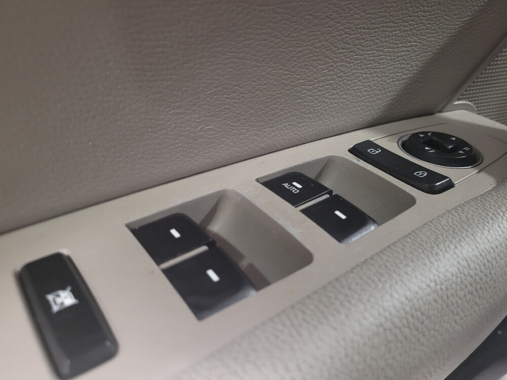 2018 Hyundai Sonata in Orlando, FL 32808 - 18048747 27