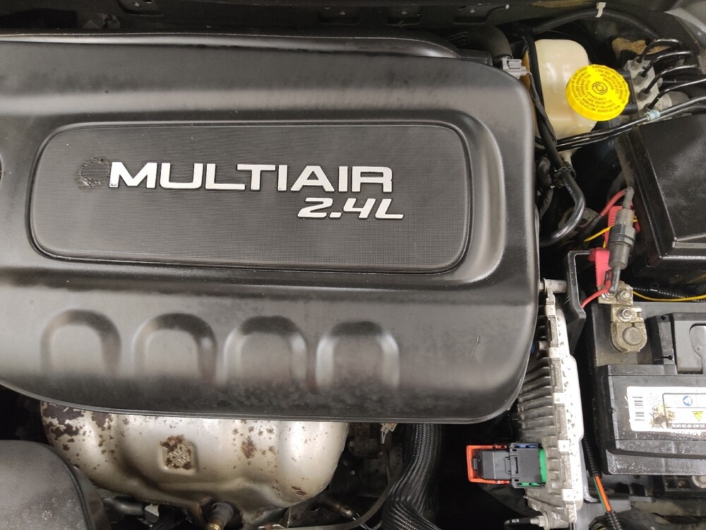 2016 Jeep Cherokee in Fairfield, OH 45014 - 18048783 30