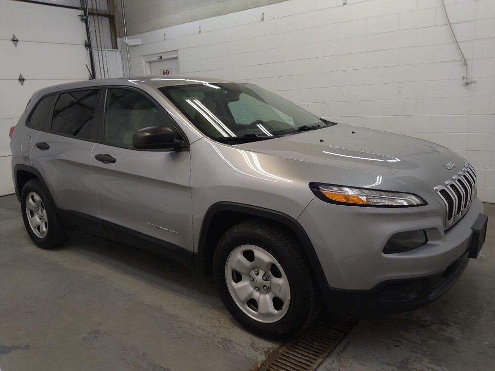 2016 Jeep Cherokee in Fairfield, OH 45014 - 18048783 11