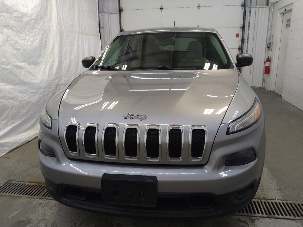 2016 Jeep Cherokee in Fairfield, OH 45014 - 18048783 15