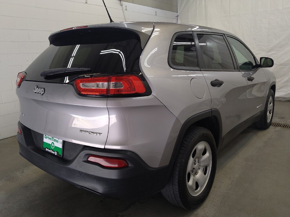 2016 Jeep Cherokee in Fairfield, OH 45014 - 18048783 9
