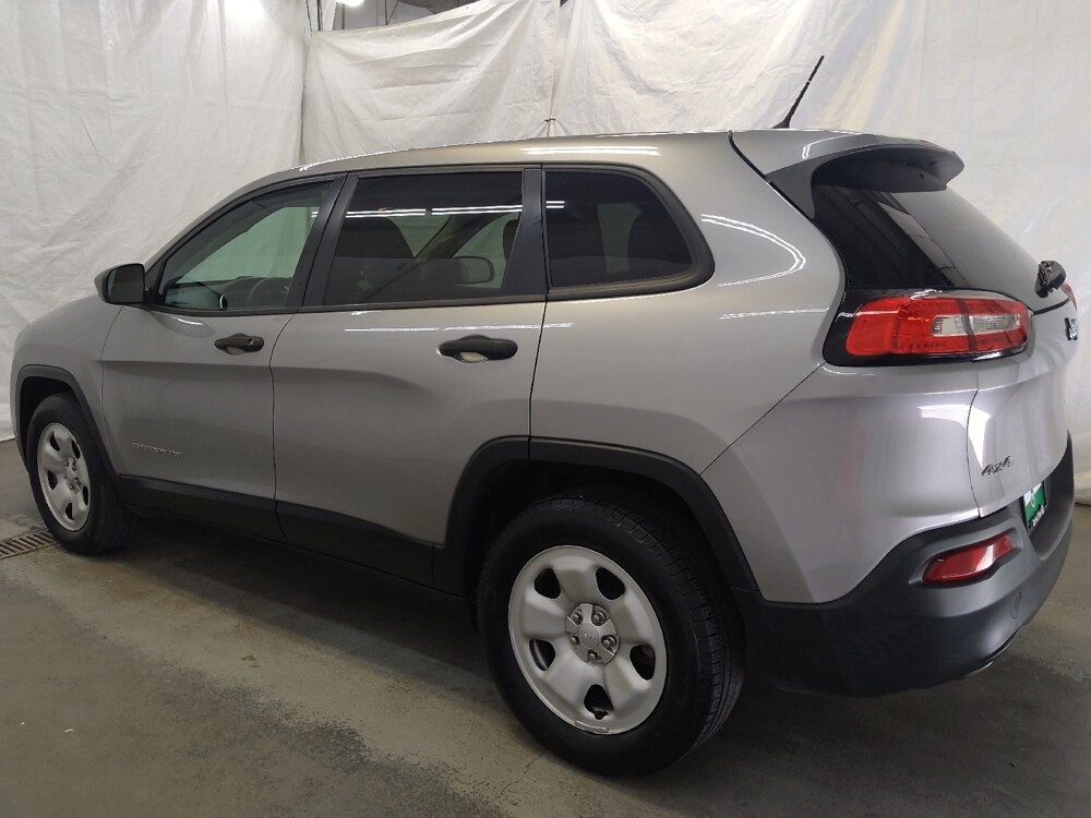 2016 Jeep Cherokee in Fairfield, OH 45014 - 18048783 3