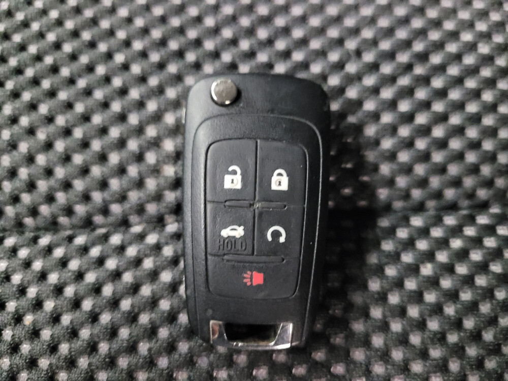 2017 Chevrolet Equinox in Eastpointe, MI 48021 - 18048833 32