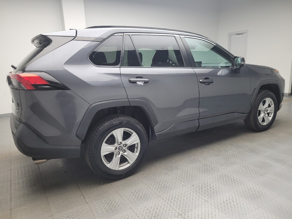 2019 Toyota RAV4 in Eastpointe, MI 48021 - 18048919 10
