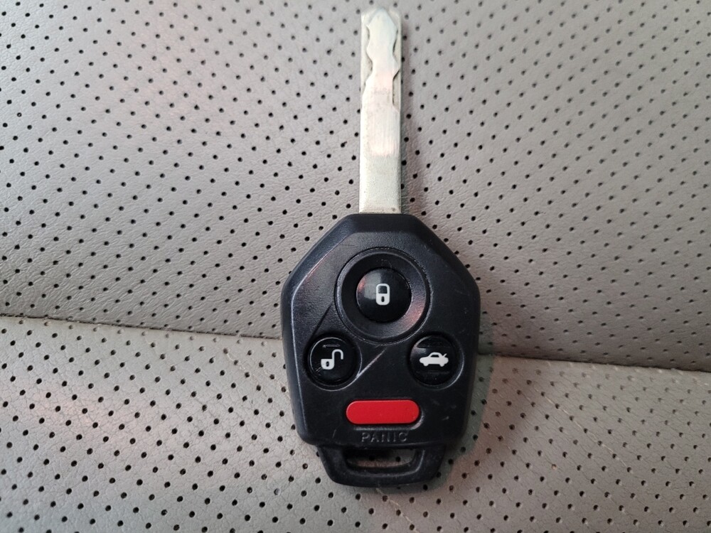 2013 Subaru Outback in Eastpointe, MI 48021 - 18048921 32