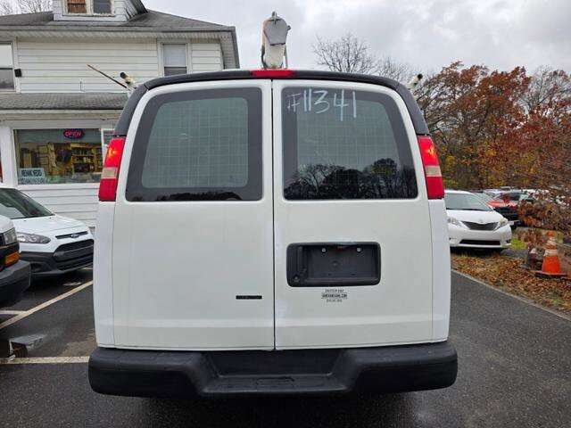 2011 Chevrolet Express 2500 in Blauvelt, NY 10913 - 18048962 6