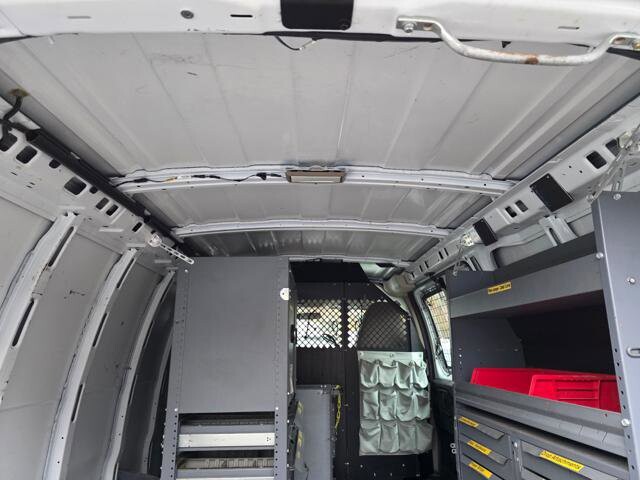 2011 Chevrolet Express 2500 in Blauvelt, NY 10913 - 18048962 37