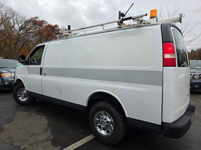 2011 Chevrolet Express 2500 in Blauvelt, NY 10913 - 18048962 5