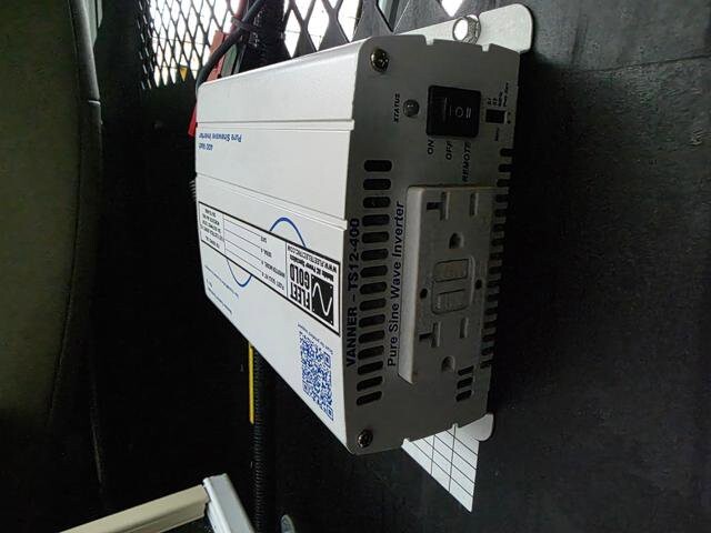 2011 Chevrolet Express 2500 in Blauvelt, NY 10913 - 18048962 27