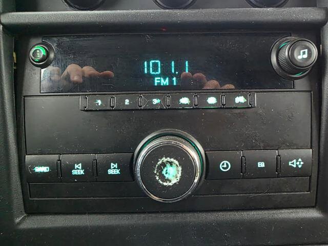 2011 Chevrolet Express 2500 in Blauvelt, NY 10913 - 18048962 21