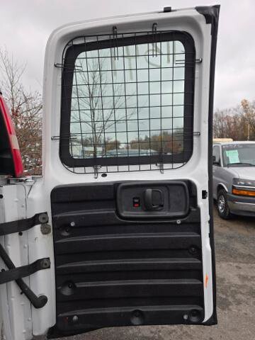 2011 Chevrolet Express 2500 in Blauvelt, NY 10913 - 18048962 33