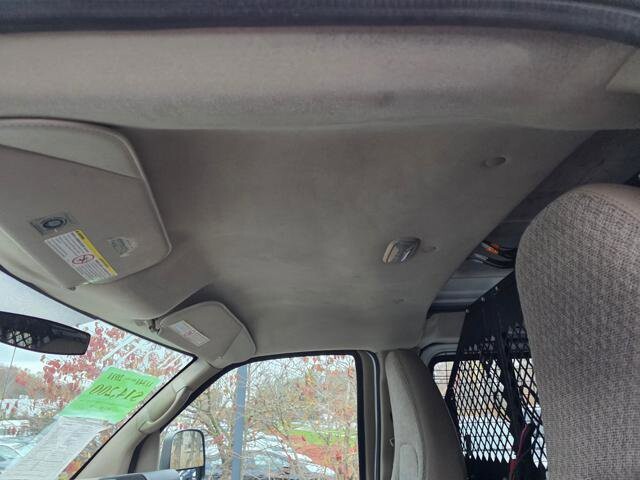 2011 Chevrolet Express 2500 in Blauvelt, NY 10913 - 18048962 25