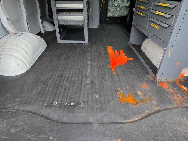 2011 Chevrolet Express 2500 in Blauvelt, NY 10913 - 18048962 39