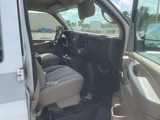 2011 Chevrolet Express 2500 in Blauvelt, NY 10913 - 18048962 63