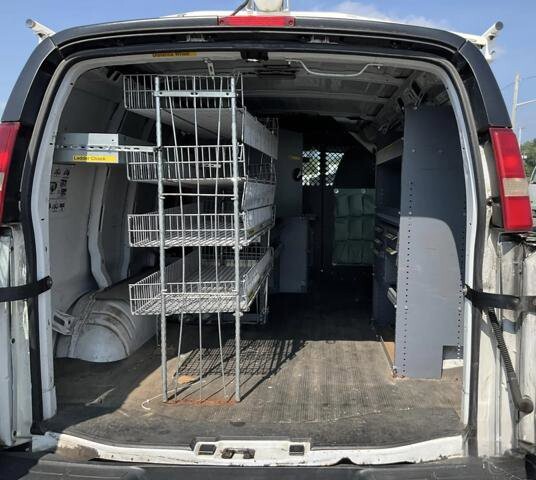 2011 Chevrolet Express 2500 in Blauvelt, NY 10913 - 18048963 59