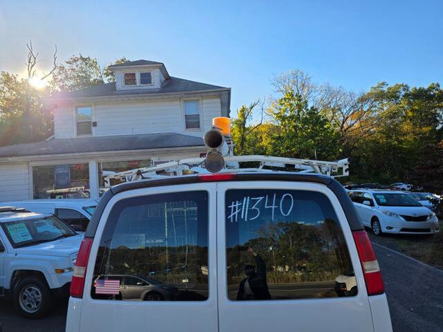 2011 Chevrolet Express 2500 in Blauvelt, NY 10913 - 18048963 38