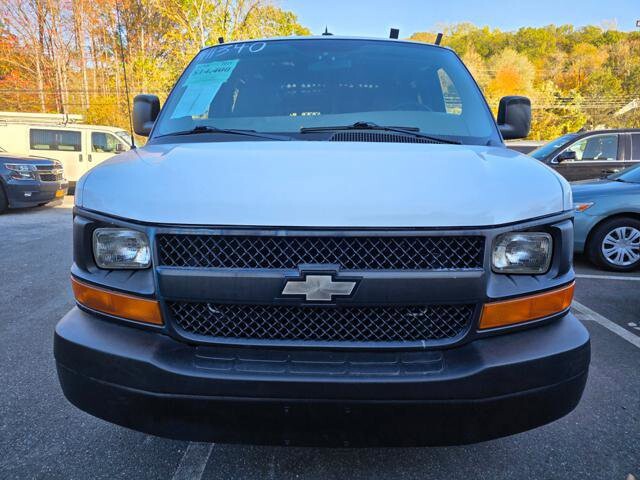 2011 Chevrolet Express 2500 in Blauvelt, NY 10913 - 18048963 2