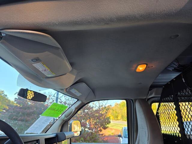 2011 Chevrolet Express 2500 in Blauvelt, NY 10913 - 18048963 13