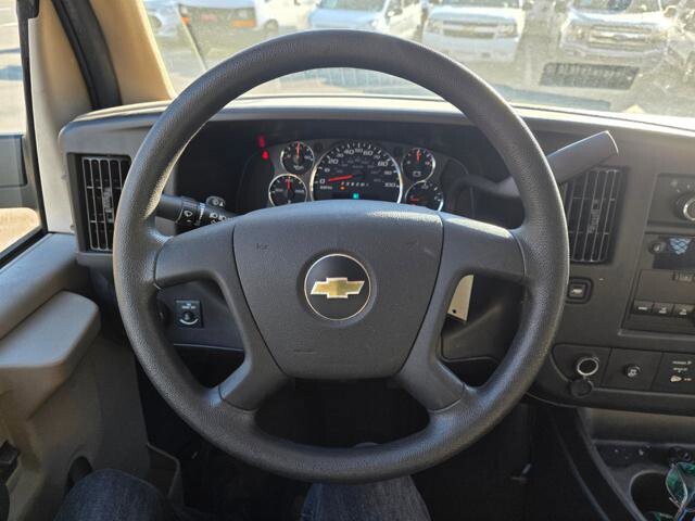 2011 Chevrolet Express 2500 in Blauvelt, NY 10913 - 18048963 13