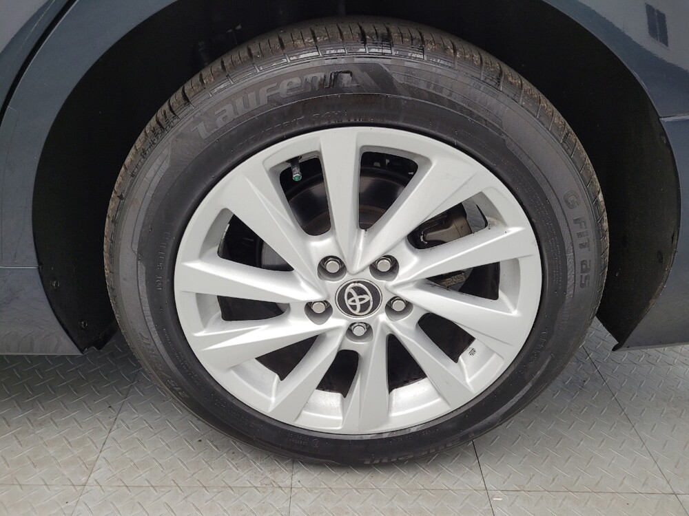 2021 Toyota Camry in Cincinnati, OH 45255 - 18049203 31