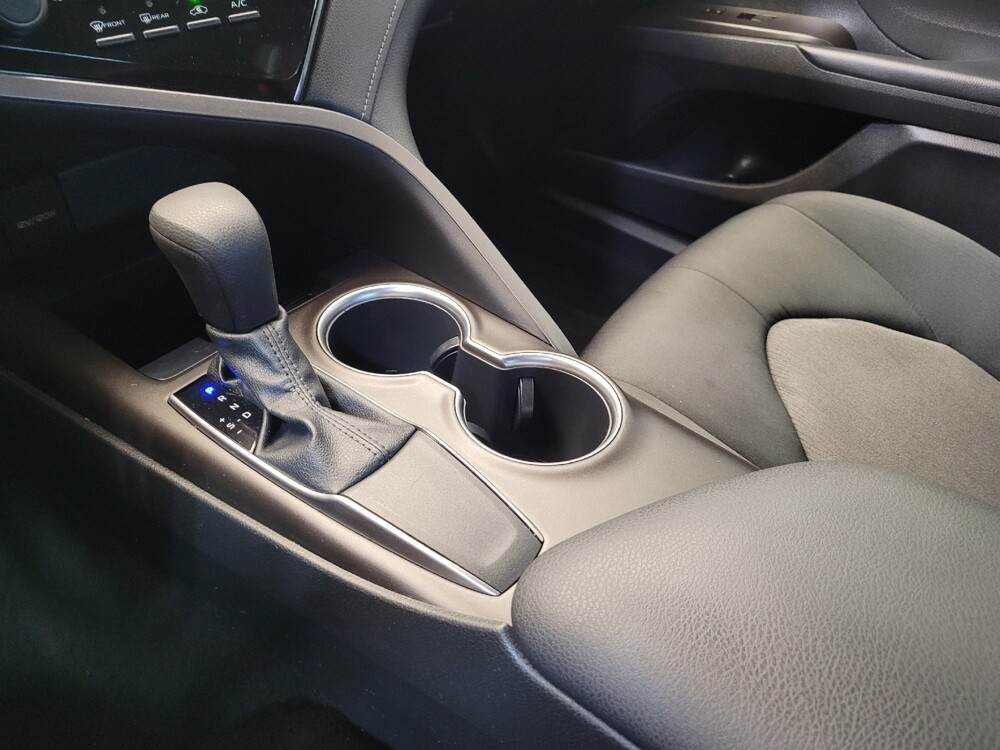 2021 Toyota Camry in Cincinnati, OH 45255 - 18049203 26