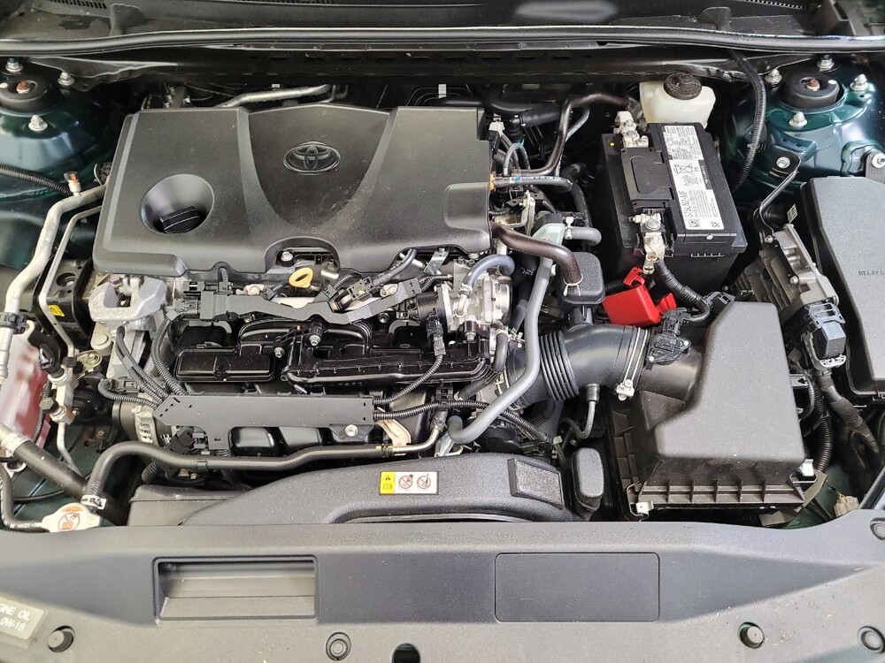 2021 Toyota Camry in Cincinnati, OH 45255 - 18049203 30