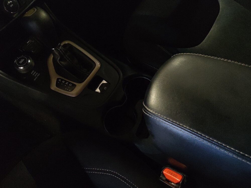 2014 Jeep Cherokee in Hialeah, FL 33014 - 18049216 26