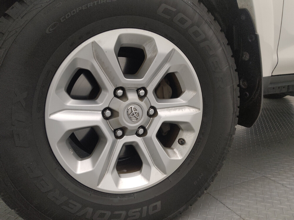 2017 Toyota 4Runner in Gainesville, FL 32609 - 18049220 31