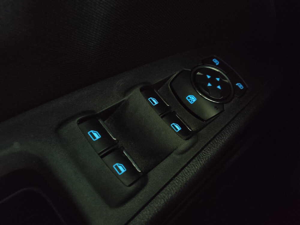 2018 Ford Fusion in Stone Mountain, GA 30083 - 18049299 27