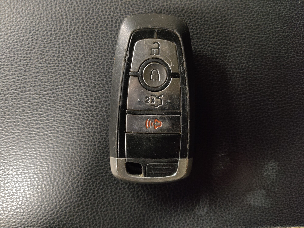 2018 Ford Fusion in Stone Mountain, GA 30083 - 18049299 32