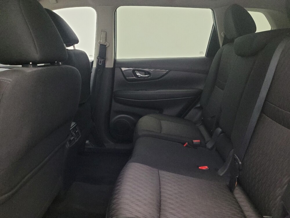 2017 Nissan Rogue in Tucson, AZ 85705 - 18049326 18