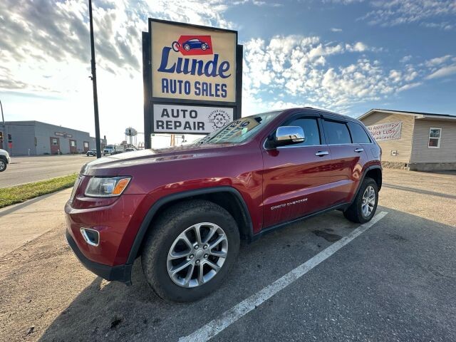 2015 Jeep Grand Cherokee in Wadena, MN 56482 - 18049372