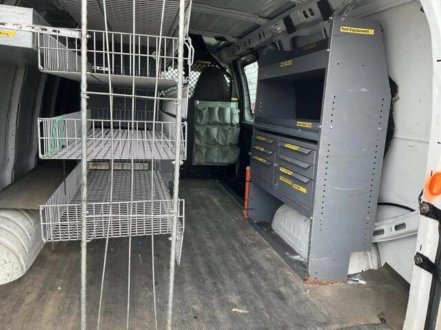 2011 Chevrolet Express 2500 in Blauvelt, NY 10913 - 18049374 61