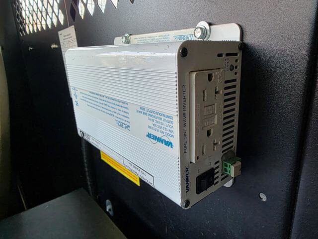 2011 Chevrolet Express 2500 in Blauvelt, NY 10913 - 18049374 23