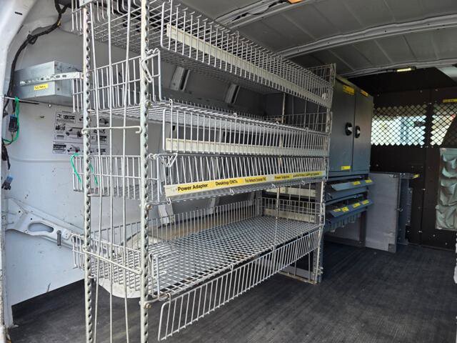 2011 Chevrolet Express 2500 in Blauvelt, NY 10913 - 18049374 34