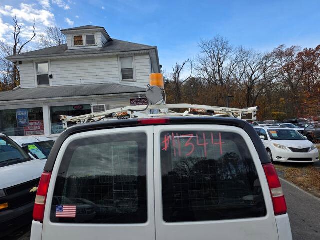 2011 Chevrolet Express 2500 in Blauvelt, NY 10913 - 18049374 41