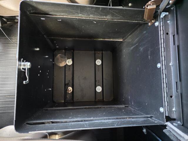 2011 Chevrolet Express 2500 in Blauvelt, NY 10913 - 18049374 26