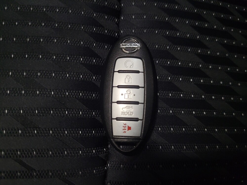 2017 Nissan Altima in Chesapeake, VA 23320 - 18049379 32