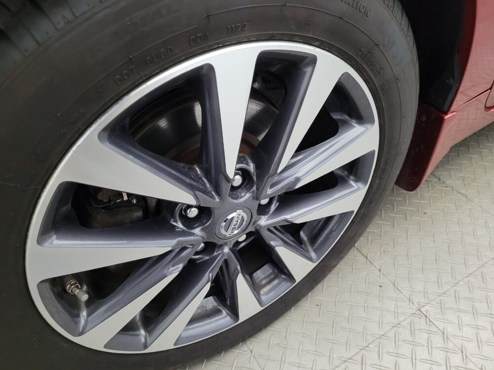 2017 Nissan Altima in Chesapeake, VA 23320 - 18049379 31