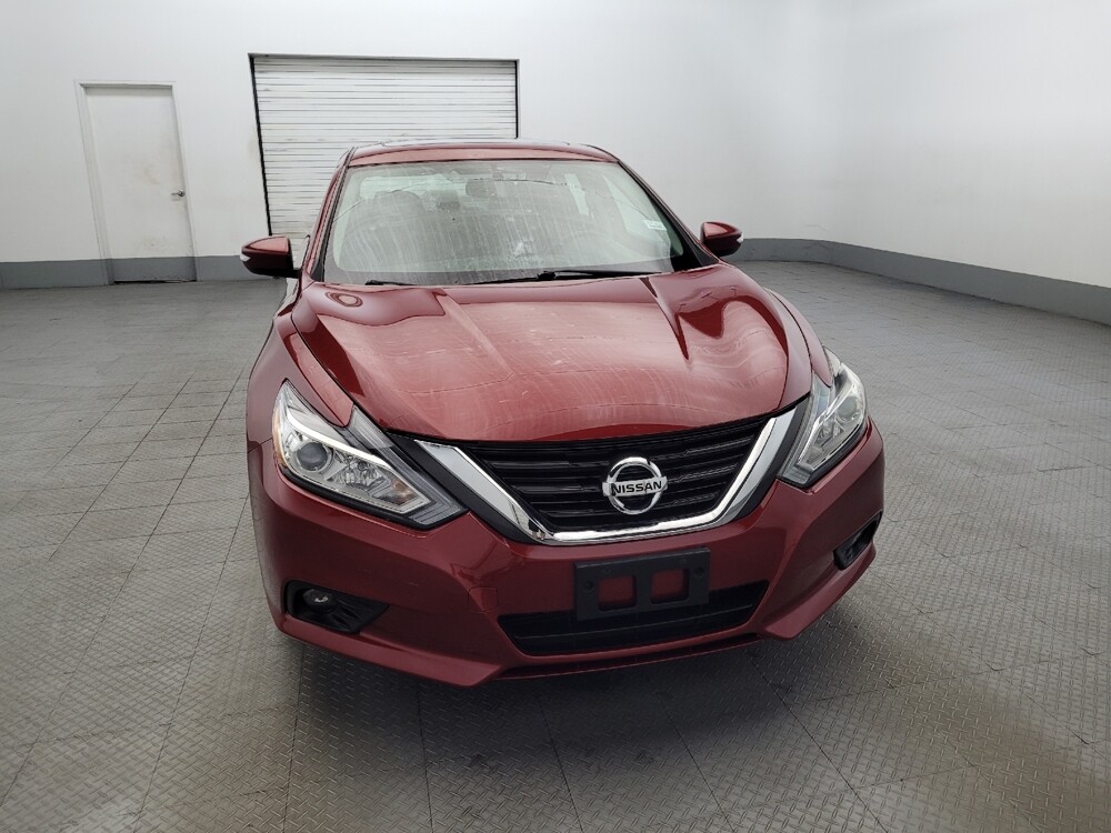 2017 Nissan Altima in Chesapeake, VA 23320 - 18049379 14
