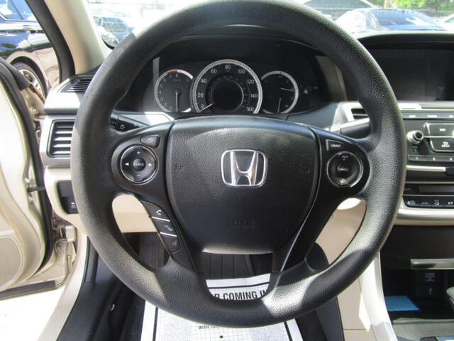 2015 Honda Accord in Tampa, FL 33604-6914 - 18049382 4